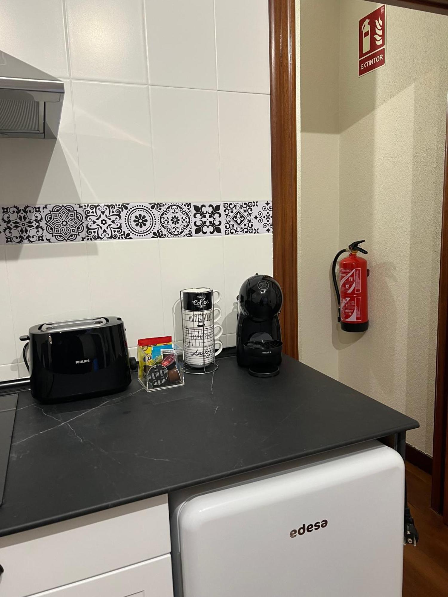 Apartamentos Val De Comillas Phòng bức ảnh