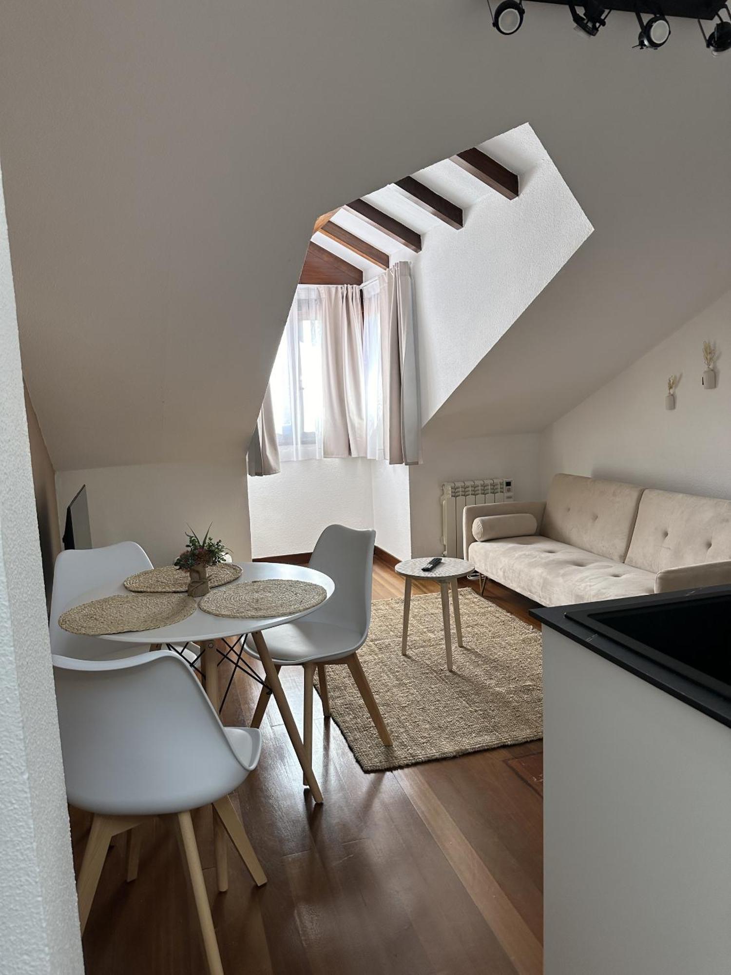 Apartamentos Val De Comillas Ngoại thất bức ảnh